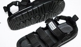 八哥爆料拖鞋视频播放下载,火爆播放，下载热潮席卷而来